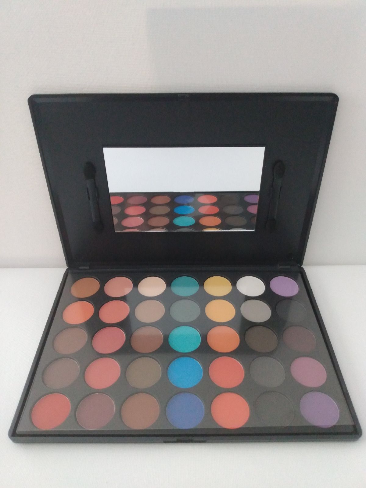 Eyeshadow Palette City Color Cosmetics
